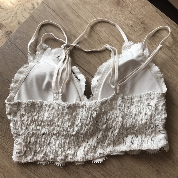 White lace bralette - Picture 2 of 3